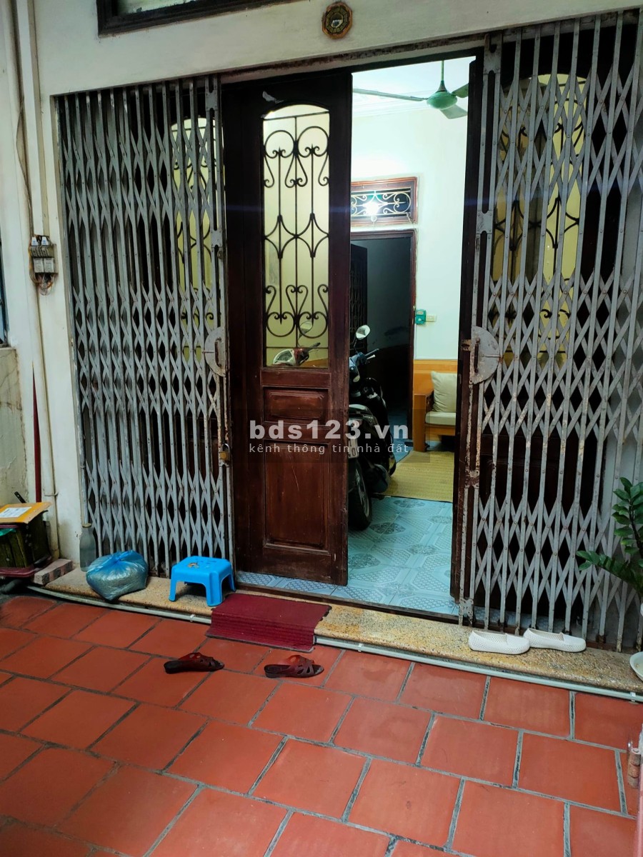 Bán nhà riêng ngõ 465 Đội Cấn ô tô đỗ cửa 63m2 giá 7,3 tỷ liên hệ 0912442669