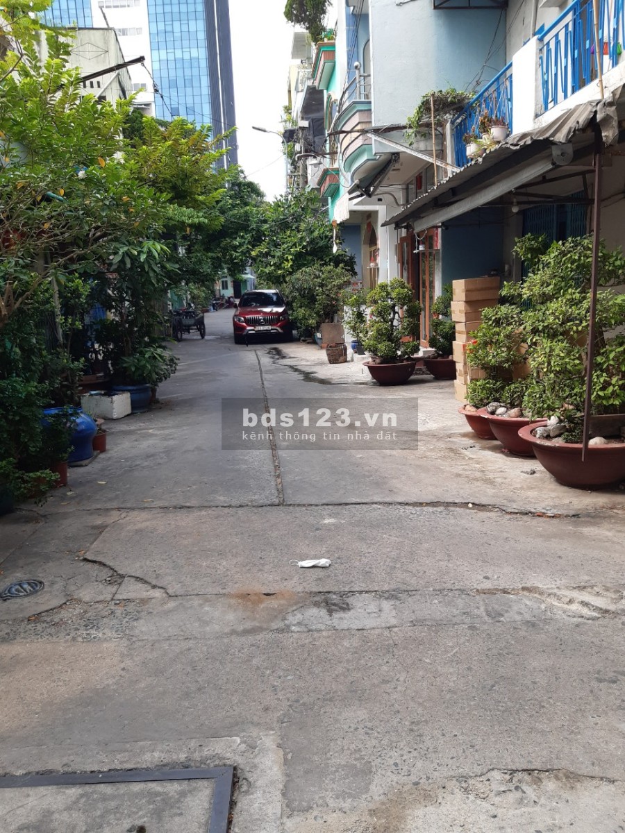 Bán nhà nguyên căn Quận 11 hẻm xe hơi diện tích 30m2, giá chỉ nhỉnh 6 tỷ, pháp lý chuẩn
