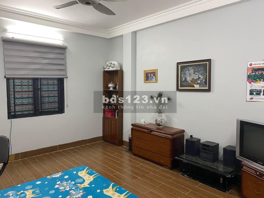 Siêu phẩm lô góc 3 mặt thoáng ngõ rộng thẳng tắp sạch sẽ ở sướng, đúc 5 tầng thoáng
