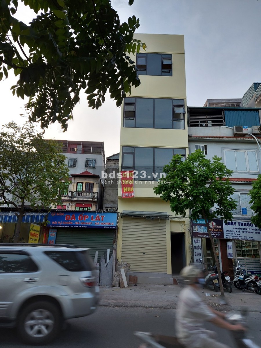 Cho thuê nhà nguyên căn 4 tầng mặt đường Kim Giang giá 25 triệu/tháng, lhcc