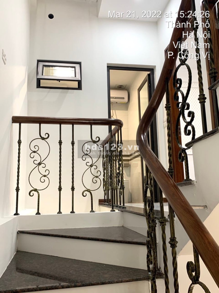 Bán nhà 5 tầng mới xây ngõ 10 Kim Mã Thượng 43m2 giá 6,5 tỷ. LH 0912442669