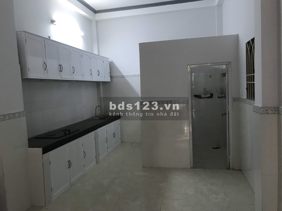 Bán Nhà, Phường 15, Quận 8, diện tích sử dụng 50M2, giá 4.5 tỷ, thương lượng 3 tầng