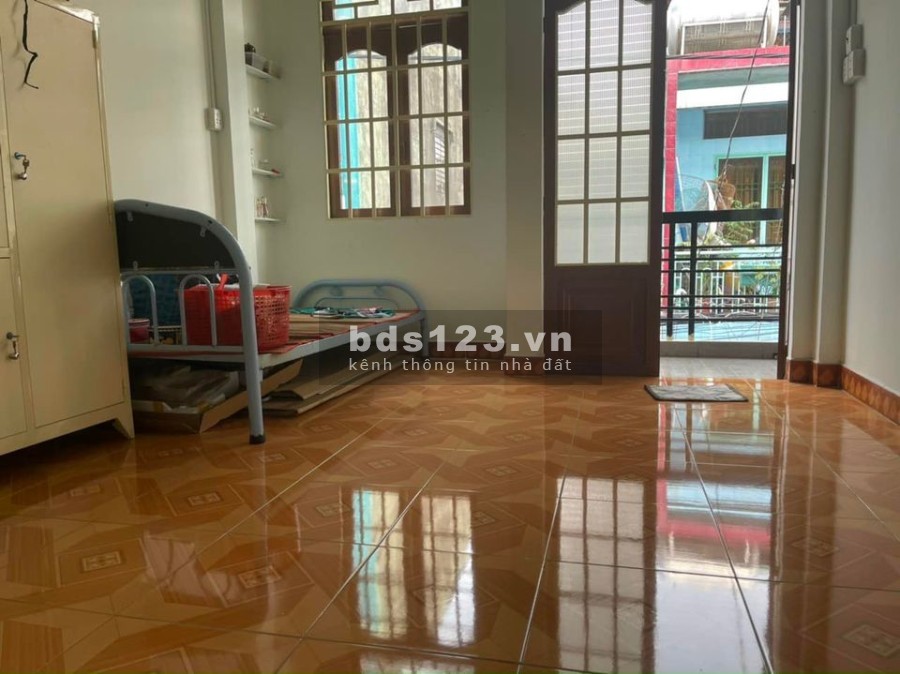 Bán nhà nguyên căn đường số 10 phường Bình Hưng Hoà, sổ hồng riêng, hỗ trợ vay