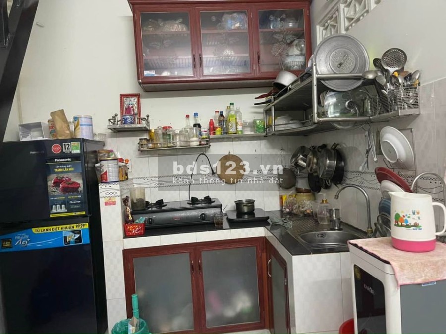 Bán nhà nguyên căn đường số 10 phường Bình Hưng Hoà, sổ hồng riêng, hỗ trợ vay