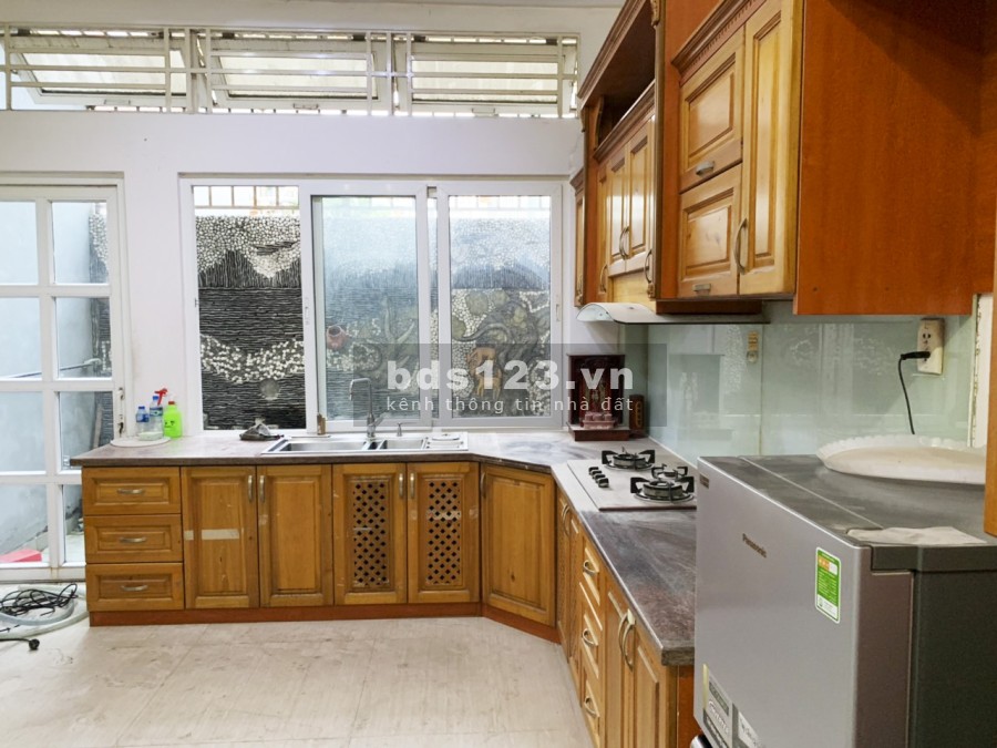 Bán nhà 4 lầu mặt tiền đường số 81, phường Tân Quy, Quận 7 giá bán 14.5 tỷ, thương lượng