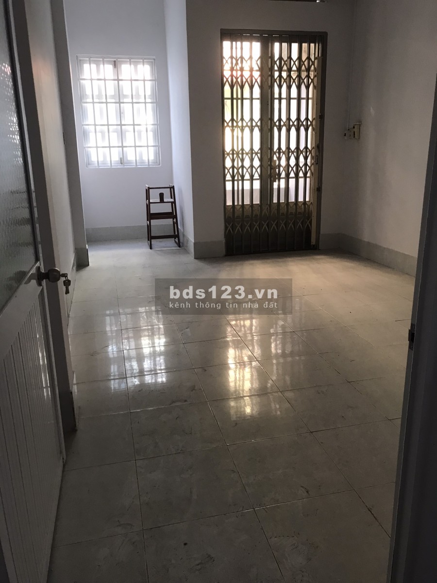 Bán Nhà, Phường 15, Quận 8, diện tích sử dụng 50M2, giá 4.5 tỷ, thương lượng 3 tầng