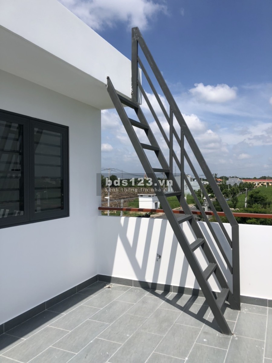 Bán nhà 2 tầng đầy đủ nội thất đã có sổ hồng riêng liên hệ 0929040357, sổ bàn giao ngay