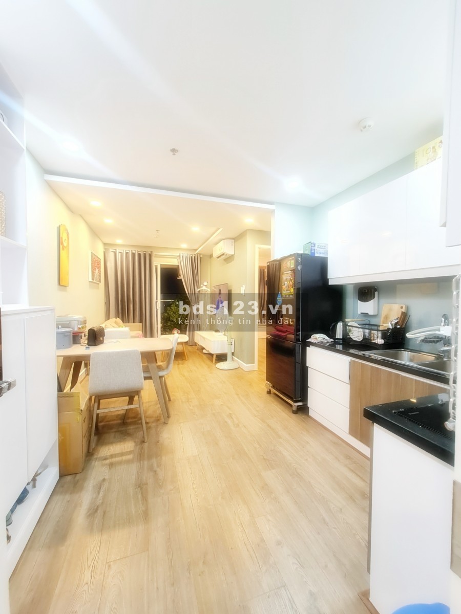 Căn 2PN 58m2 view Đông Bắc tại Terra Royal, đầy đủ nội thất. Giá bán full 100%: 5.3 tỷ