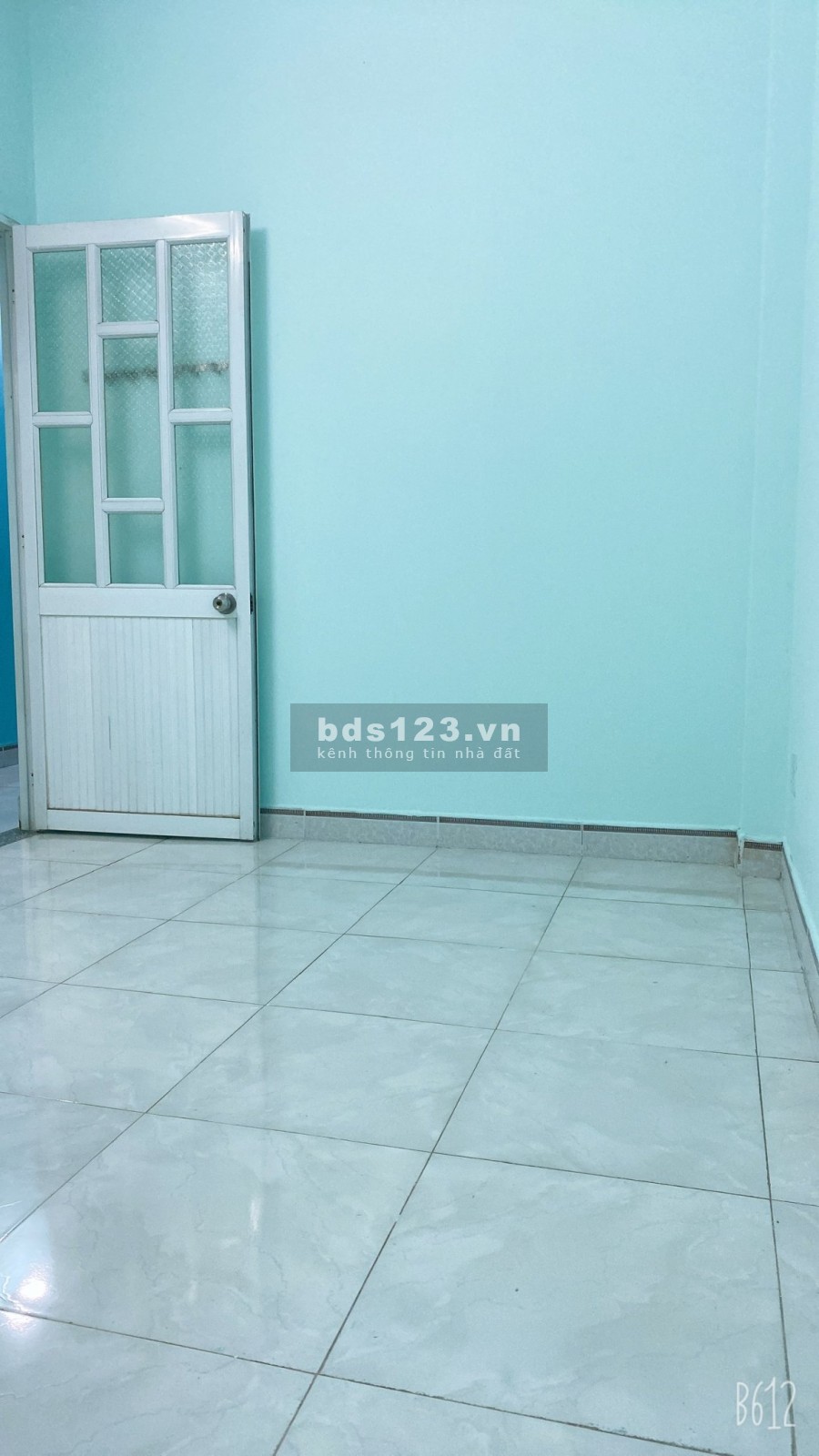 Cho thuê nhà nguyên căn 1 lầu có 2 PN sát chợ Phú Phong liên hệ 0934545939