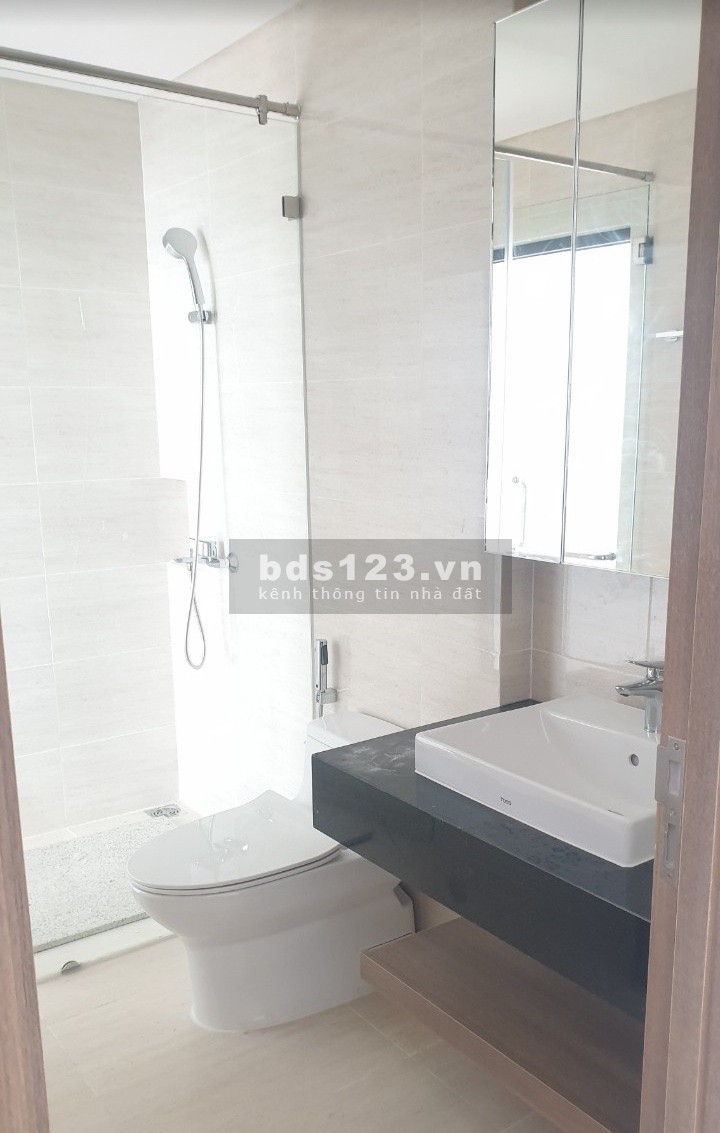 Bán căn hộ cao cấp giá chỉ 7.2 tỷ- Đường Nguyễn Hữu Cảnh P.22 Quận Bình Thạnh