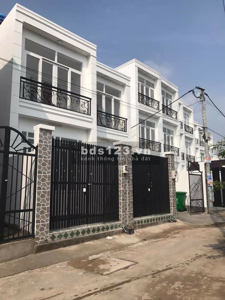 Bán gấp nhà chính chủ. Hà Huy Giáp, Quận 12, ngã tư ga giá bán 1,7 tỷ, sổ chính chủ