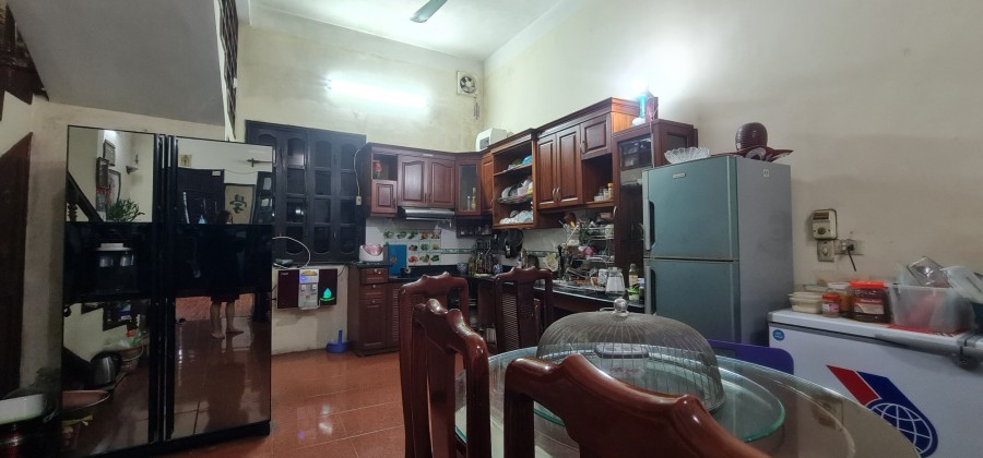 Bán nhà phố cổ Ngọc Lâm, 4 tầng, ô tô, KD, DT 83 m2, MT 6 m, giá 8,8 tỷ