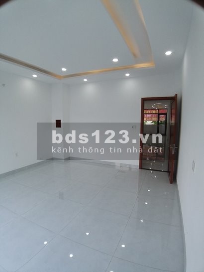Cho thuê biệt thự nhà phố nguyên căn ở Đồng Văn Công, giá 40 triệu/tháng, giá tốt