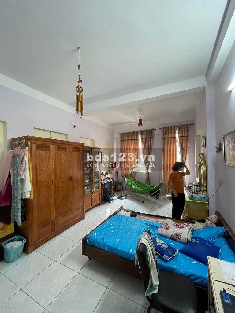 Nhà hẻm xe hơi thông Lũy Bán Bích, diện tích sử dụng 72m2 nhà ở ngay, chỉ 5.5 tỷ.