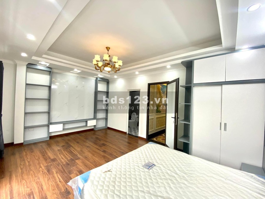 Bán nhà mới sát công viên Thủ Lệ diện tích 93m2, giá bán 3 tỷ, liên hệ 0869627255