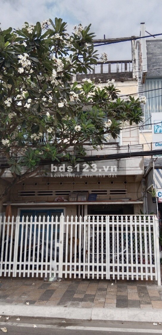 Cho thuê nhà mặt tiền nguyên căn đường lớn ngay trung tâm thành phố Bạc Liêu