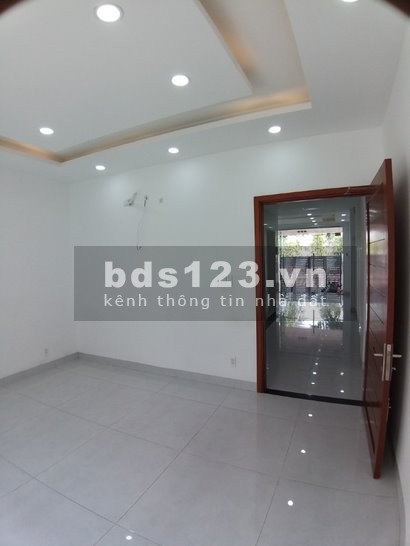 Cho thuê biệt thự nhà phố nguyên căn ở Đồng Văn Công, giá 40 triệu/tháng, giá tốt