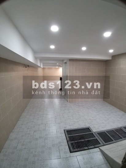 Cho thuê biệt thự nhà phố nguyên căn ở Đồng Văn Công, giá 40 triệu/tháng, giá tốt