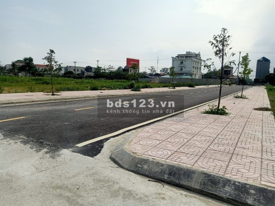 Chính Chủ Cần Bán Ngay Lô Thổ Cư Tại Thị Trấn Tân Phong Quảng Xương