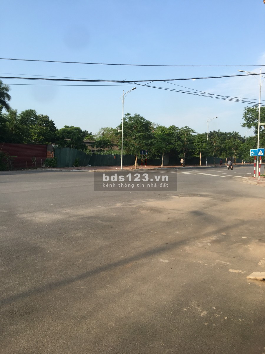 Bán đất mặt tiền Cổ Nhuế 2, Q. Bắc Từ Liêm diện tích đất 35m2, ngay học viện Cảnh Sát