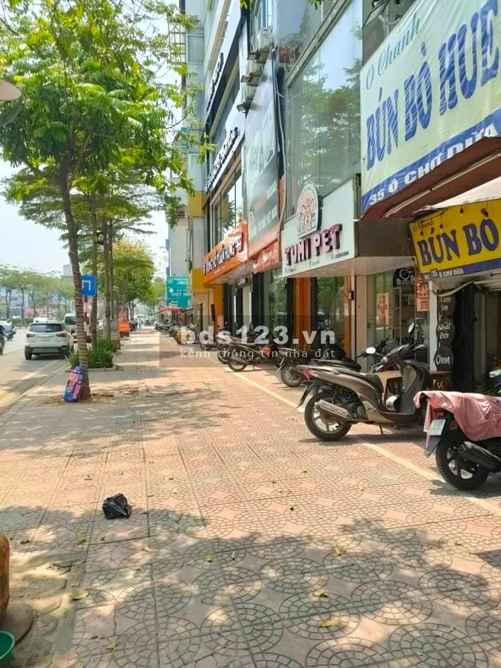 Bán nhà 2 mặt phố TT Quận Đống Đa 65m2, vỉa hè rộng KD tốt giá 29,3 tỷ. LH 0912442669