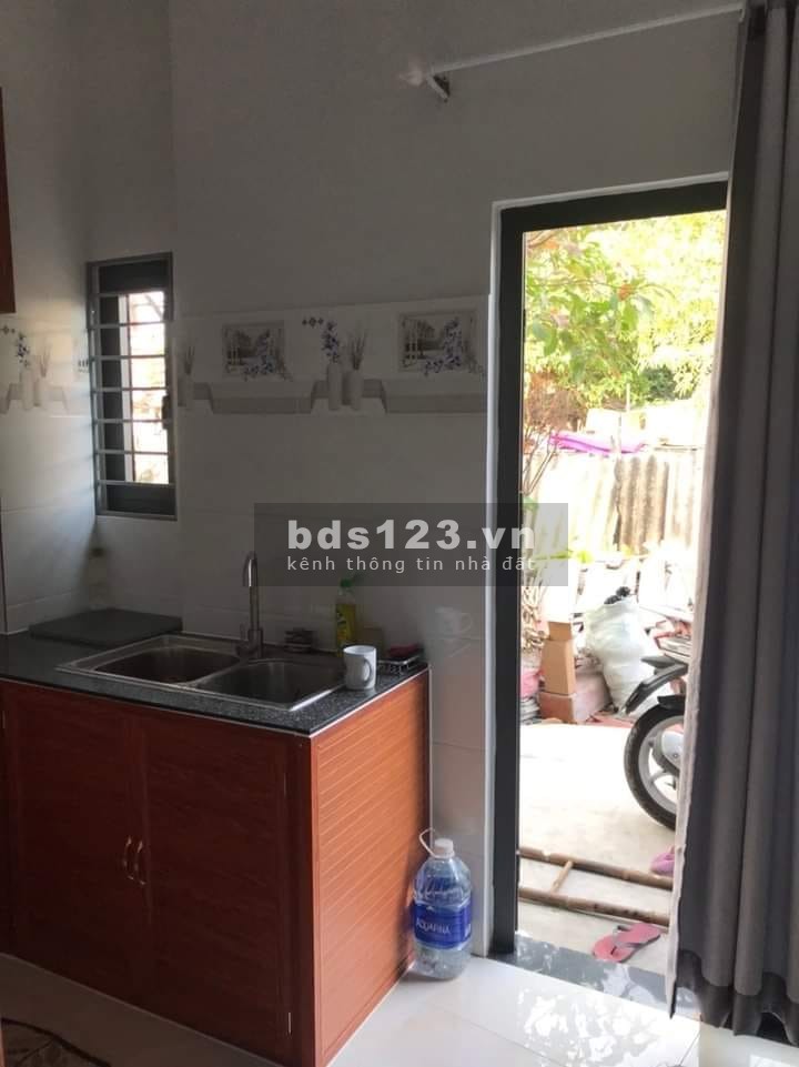 Bán nhà Quận Bình Thạnh, hẻm xe hơi đỗ cửa hẻm thông nhà mới mua ở ngay, nhỉnh 4 tỷ