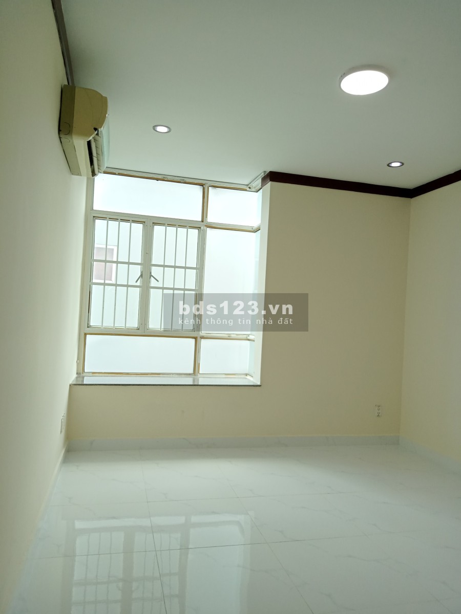 Cần bán căn hộ Hoàng Anh Gia Lai 2 3PN-2WC, diện tích sử dụng 118.7m2, giá 2.6 tỷ