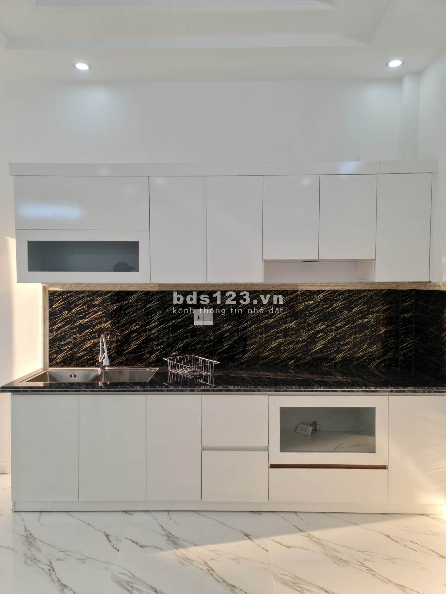 Mở Bán Dãy Nhà 3 căn Đường Chợ Hàng - Lê Chân - Hải Phòng giá bán 2.45 tỷ, lhcc