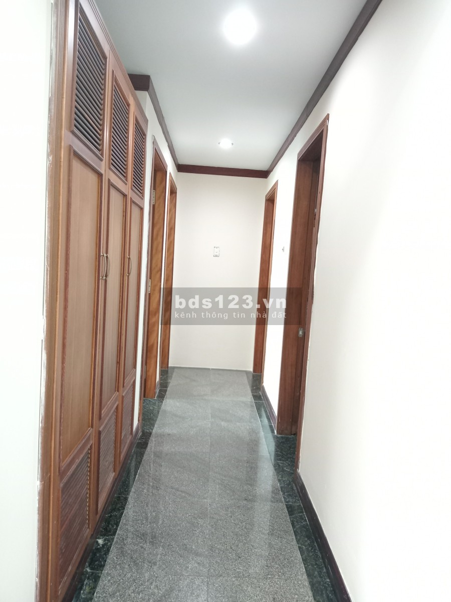 Cần bán căn hộ Hoàng Anh Gia Lai 2 3PN-2WC, diện tích sử dụng 118.7m2, giá 2.6 tỷ