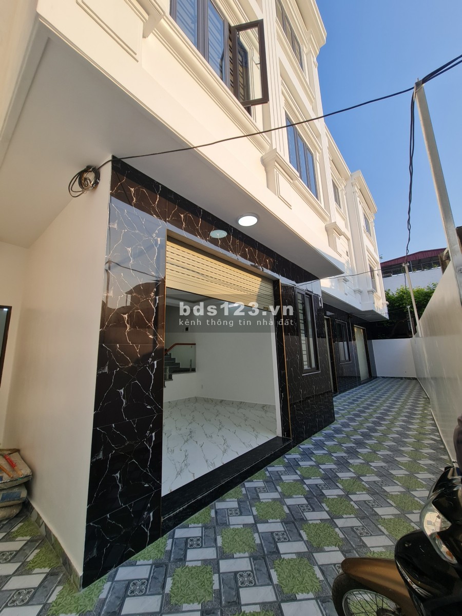 Mở Bán Dãy Nhà 3 căn Đường Chợ Hàng - Lê Chân - Hải Phòng giá bán 2.45 tỷ, lhcc