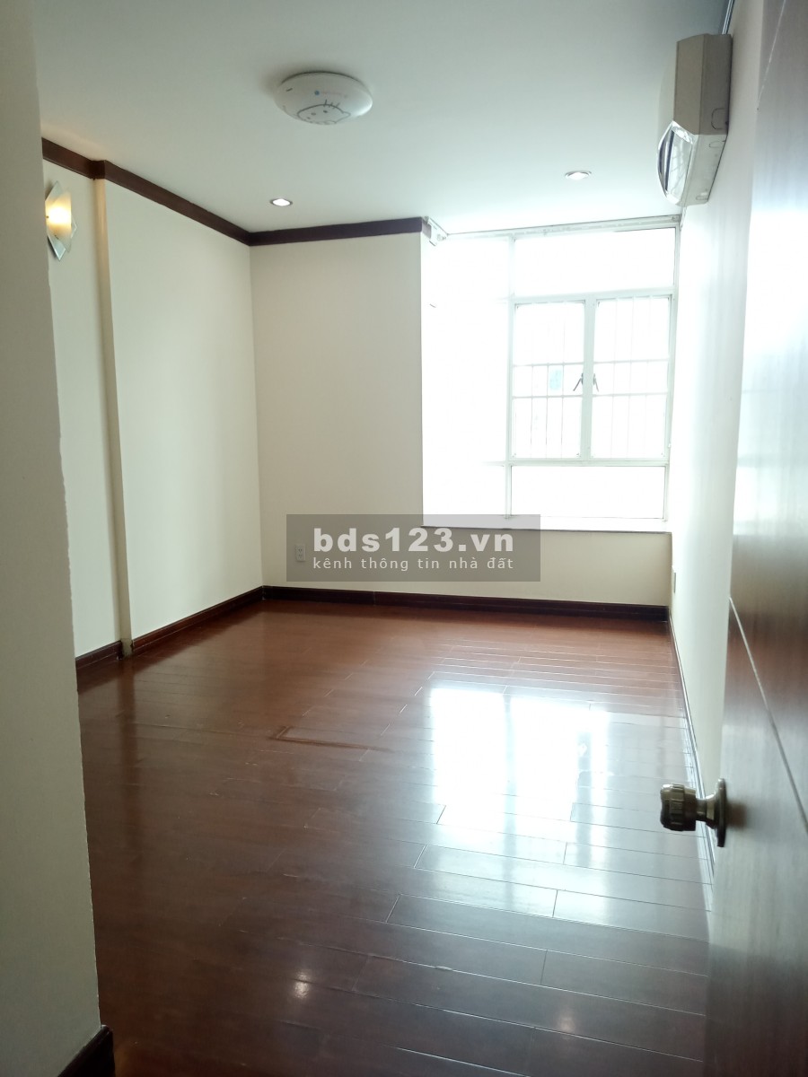 Cần bán căn hộ Hoàng Anh Gia Lai 2 3PN-2WC, diện tích sử dụng 118.7m2, giá 2.6 tỷ