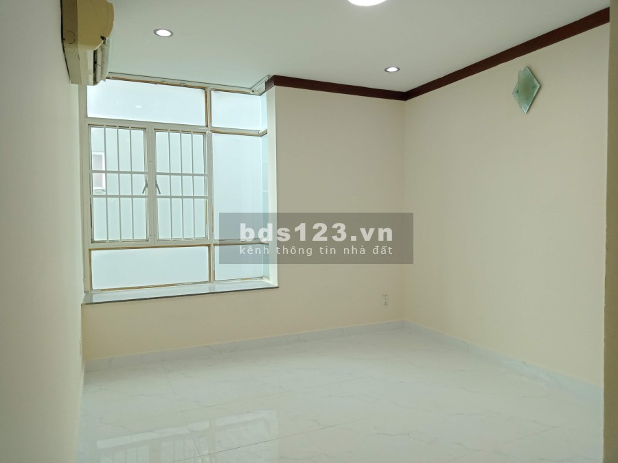 Cần bán căn hộ Hoàng Anh Gia Lai 2 3PN-2WC, diện tích sử dụng 118.7m2, giá 2.6 tỷ