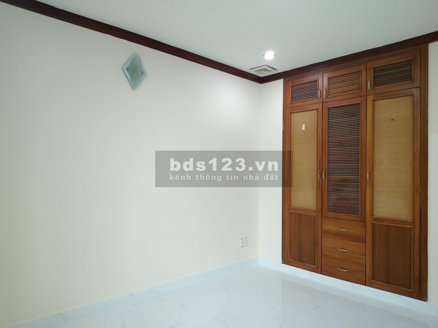 Cần bán căn hộ Hoàng Anh Gia Lai 2 3PN-2WC, diện tích sử dụng 118.7m2, giá 2.6 tỷ