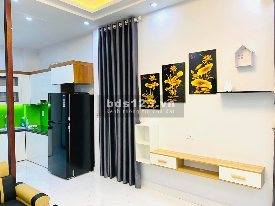 Bán Lê Trọng Tấn vị trí miễn chê, 4 tầng, giá bán 4.8 tỷ vị trí đắc địa, khu dân trí cao