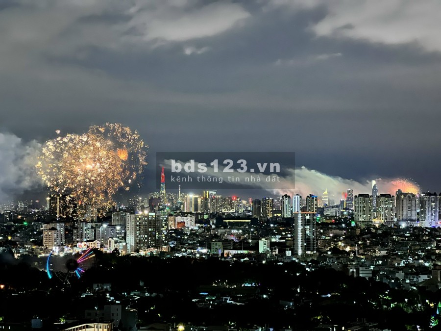 Bán căn hộ Carillon 7, full NT, 2PN, 2WC, Hướng Đông, View pháo hoa, bao Full phí và ra sổ.