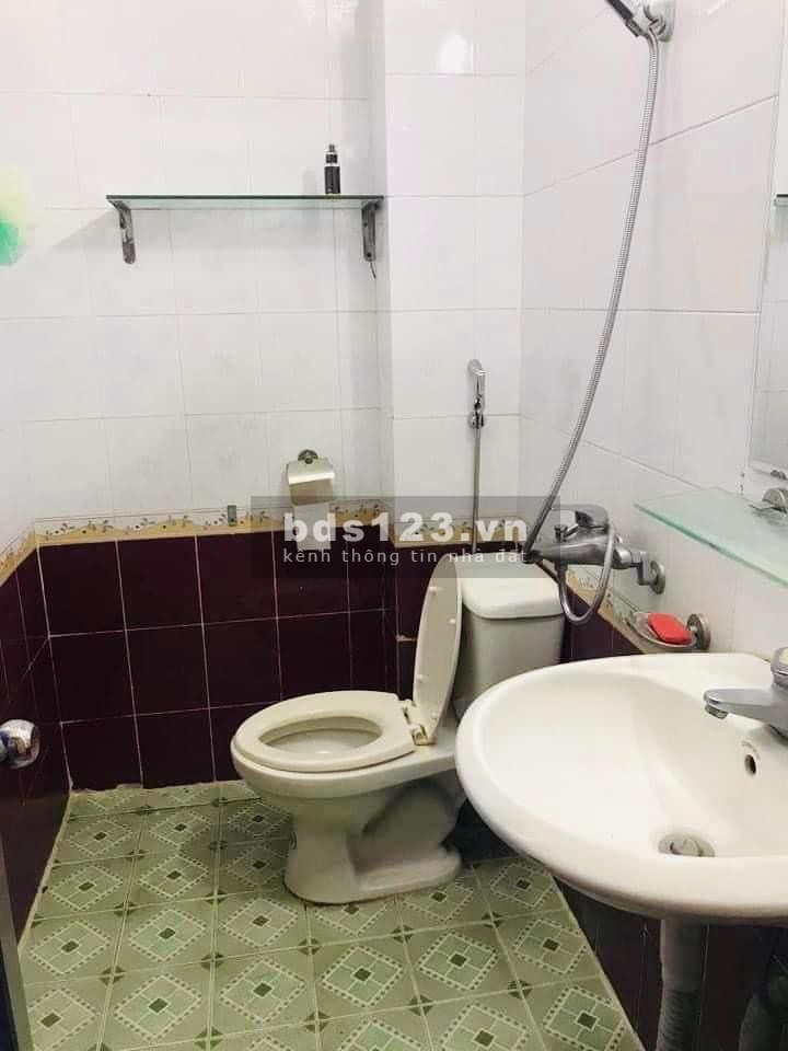 Trung tâm gần phố ngõ to nhà đẹp vào ở được ngay, tiện ích ngập tràn, sổ sẵn chính chủ