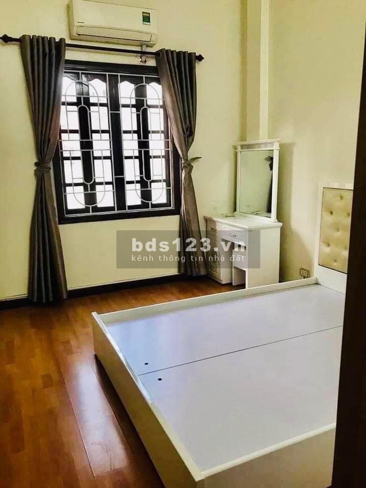Trung tâm gần phố ngõ to nhà đẹp vào ở được ngay, tiện ích ngập tràn, sổ sẵn chính chủ