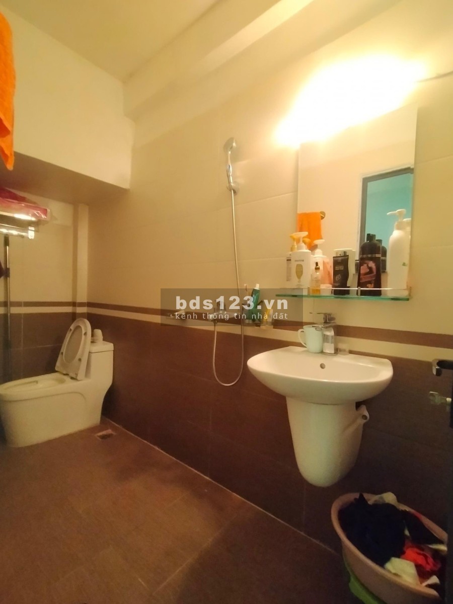 Bán nhà trung tâm Hai Bà Trưng, ngõ 84 Kim Ngưu dt 30m2, 4 tầng, nhà 2 mặt thoáng, ngõ thông