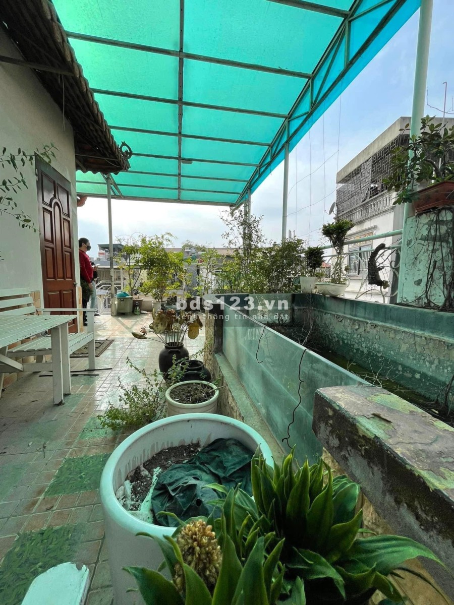 Bán nhà nguyên căn 4 tầng Nguyễn Côn Trúc dt 36m2, mặt tiền 4.7m, 15m ra tới phố