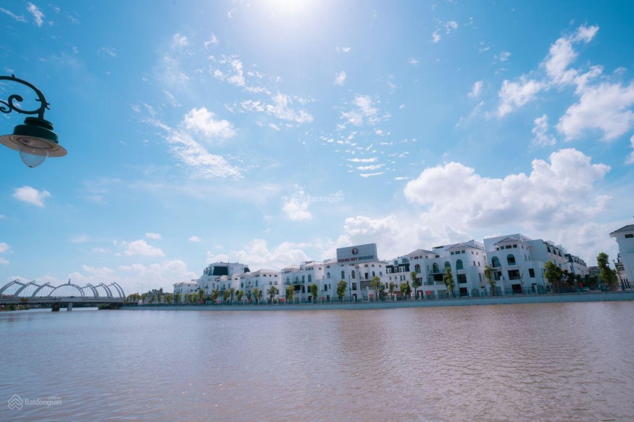 Bán biệt thự độc tôn view sông Hoàng Huy Riverside giá bán chỉ 32 tỷ, sổ chính chủ, bàn giao ngay