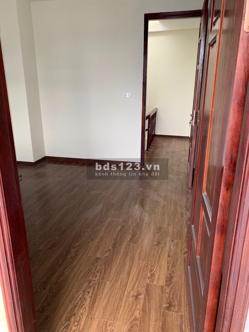 Hoàng Công Chất mặt phố kinh doanh dtsd 46/54m2, 5 tầng giá bán 9 tỷ, sổ đỏ chính chủ