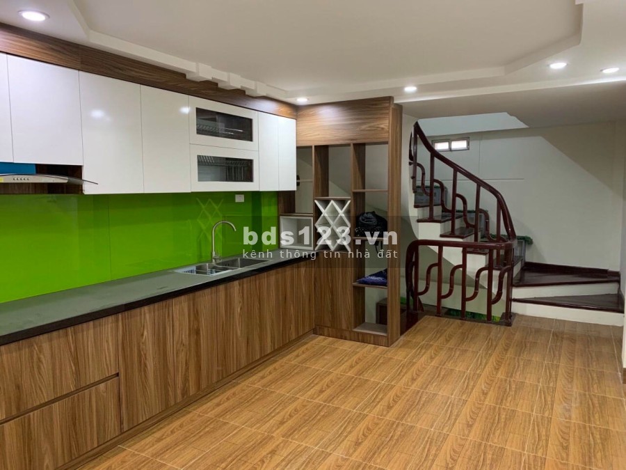 Hoàng Công Chất mặt phố kinh doanh dtsd 46/54m2, 5 tầng giá bán 9 tỷ, sổ đỏ chính chủ