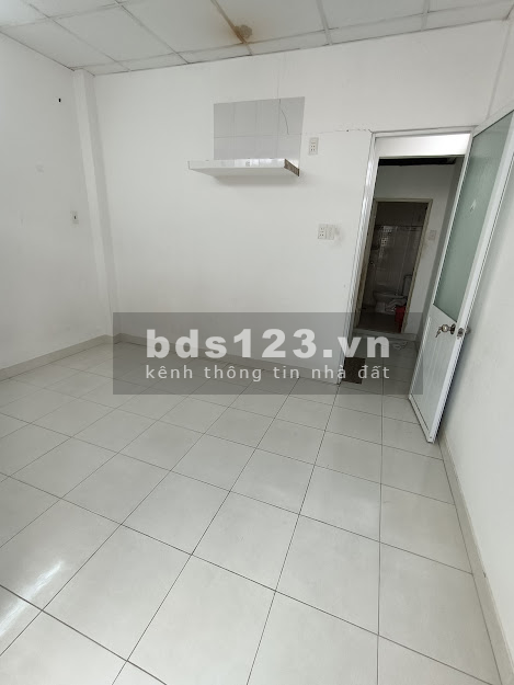 Rẽ nhất Gò Vấp, bán nhà 32m2 ngang 4m hiếm, 2 tầng chốt 2tỷ57