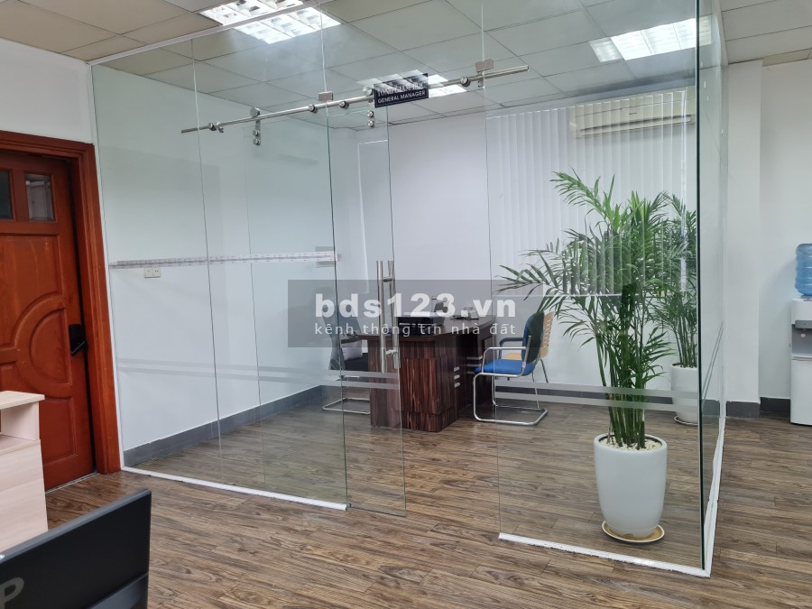 Chính chủ cho thuê VP diện tích sử dụng 90m2 trung tâm Quận 1 liên hệ 0902724749