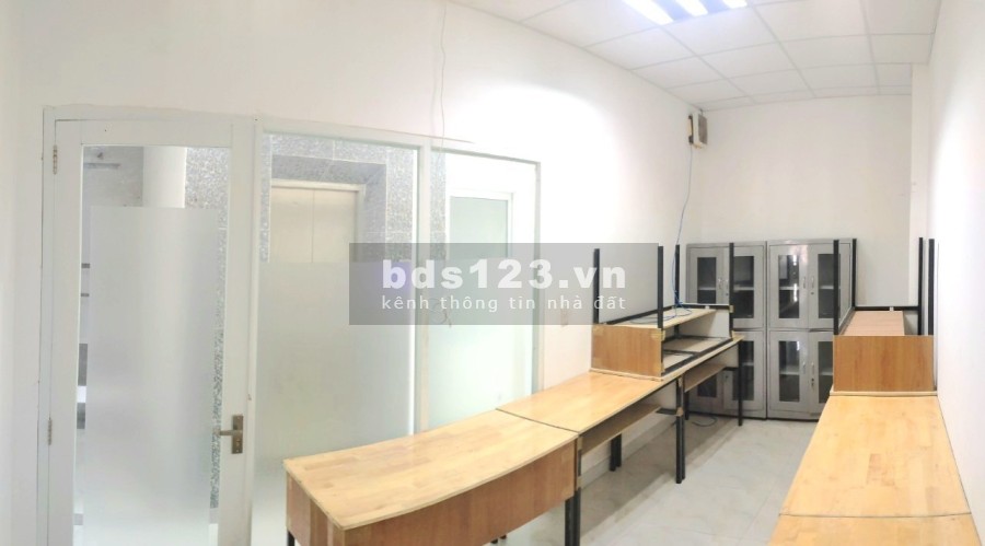 Cho thuê văn phòng từ 12 - 135m2 mặt tiền gần ngã 3 đường 546 Tây Hòa giá 7.5 triệu