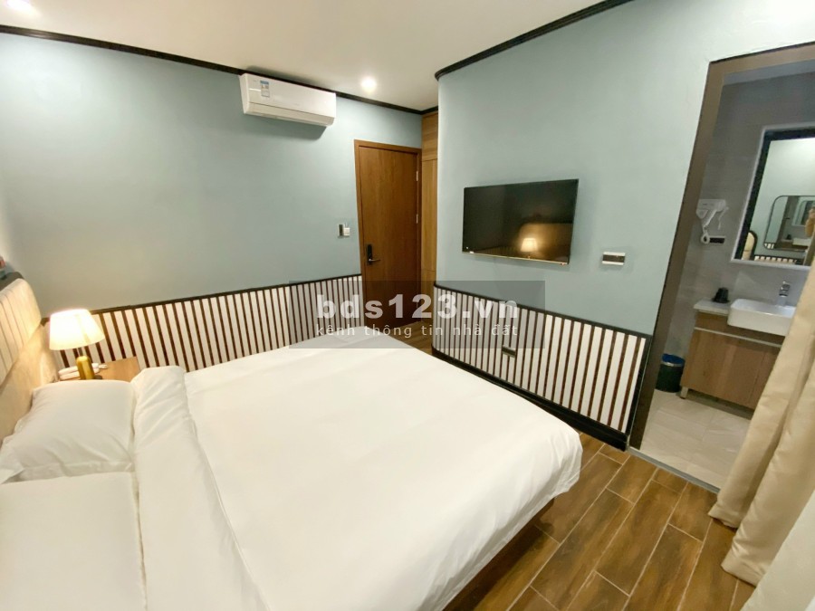 Cần bán căn khách sạn 16 phòng ngủ trung tâm Bãi Cháy Hạ Long liên hệ 0968129240