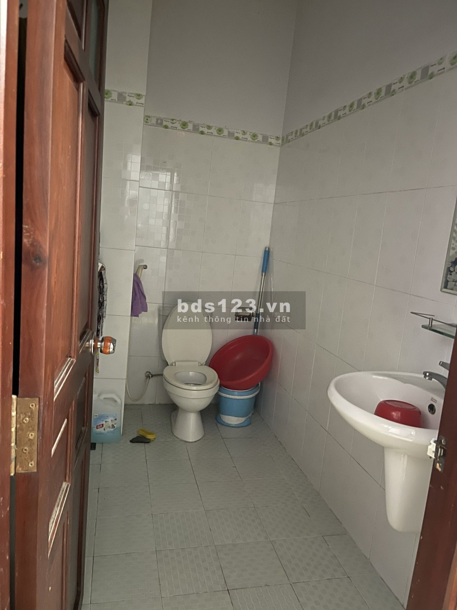 Bán nhà trệt 2 lầu hẻm xe hơi đường 8, Tăng Nhơn Phú B, Tp Thủ Đức giá bán 5 tỷ