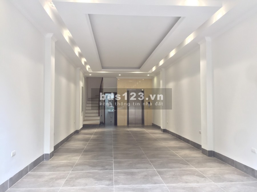 Bán nhà Phố Đội Cấn, Ngọc Hà, Ba Đình kinh doanh, thang máy dt 65m 7 tầng, giá 18 tỷ