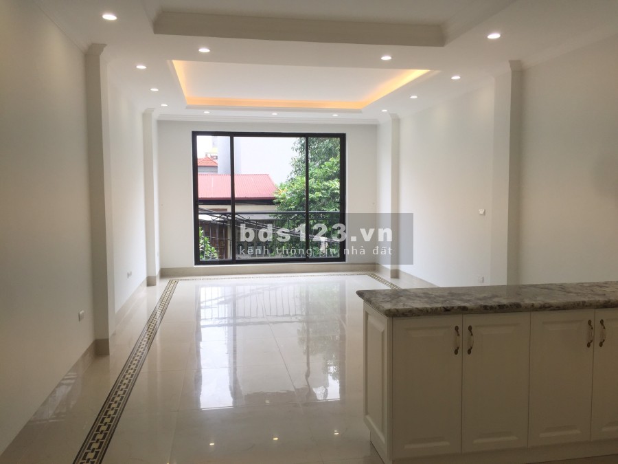 Bán nhà Phố Đội Cấn, Ngọc Hà, Ba Đình kinh doanh, thang máy dt 65m 7 tầng, giá 18 tỷ
