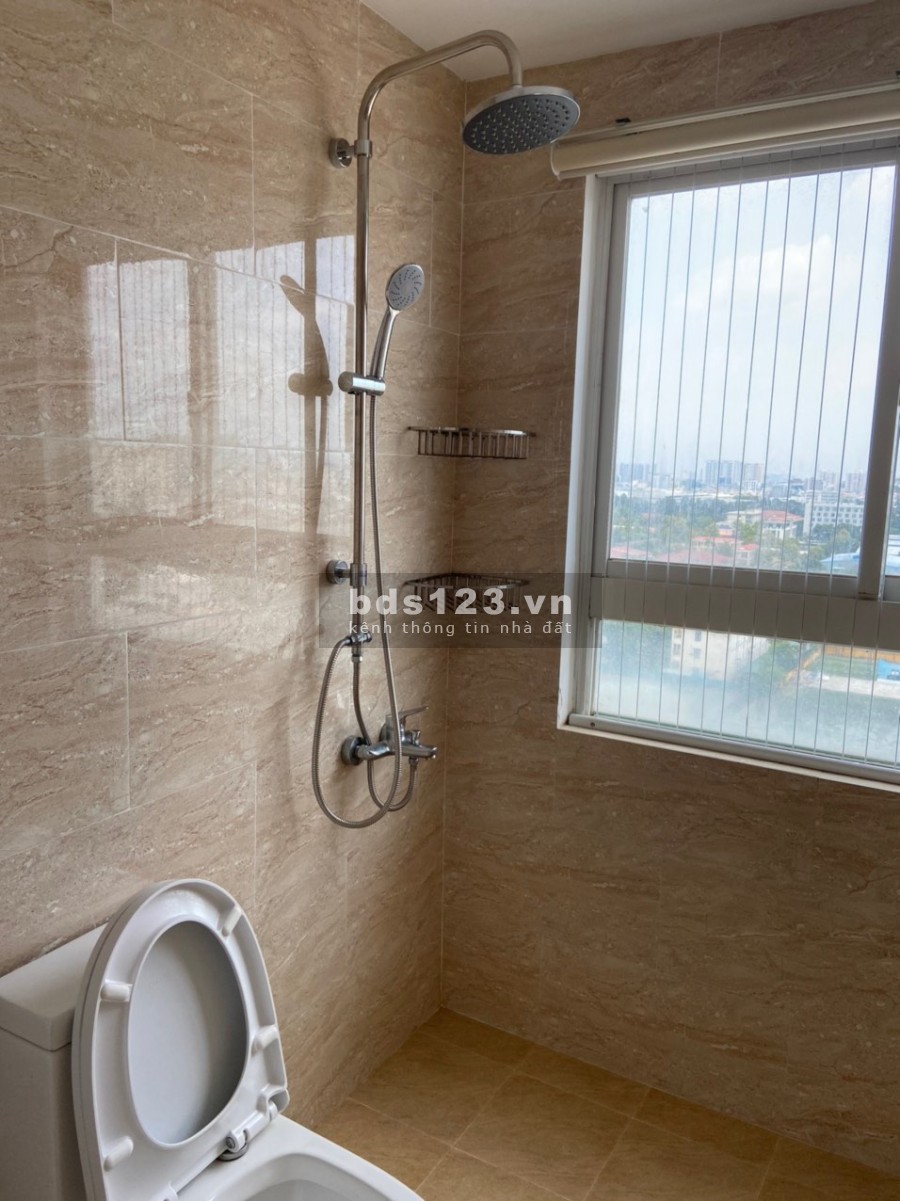 Cần bán căn hộ 93m2 C/C Carilon Aparment Tân Bình giá tốt, liên hệ 0847949599